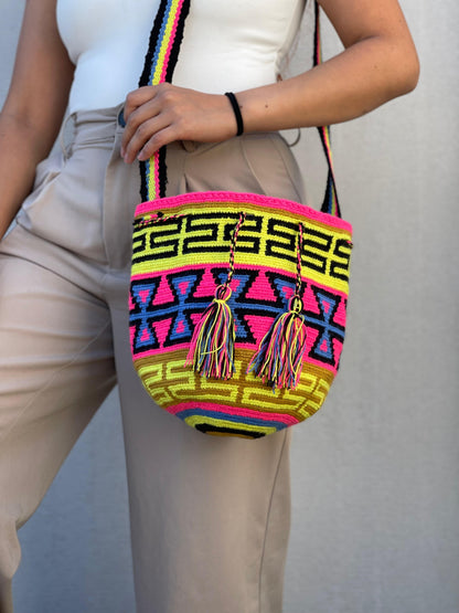 Mochila MEDIANA Tonos Pastel (22x18)⭐️