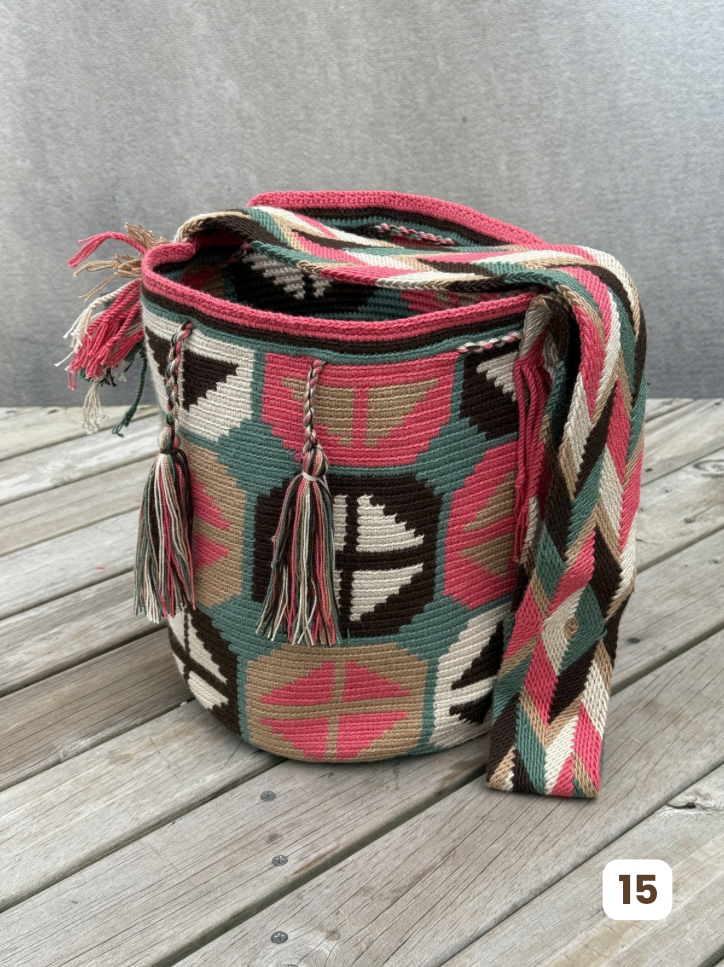 Mochila GRANDE Tonos Guayaba (31x28)