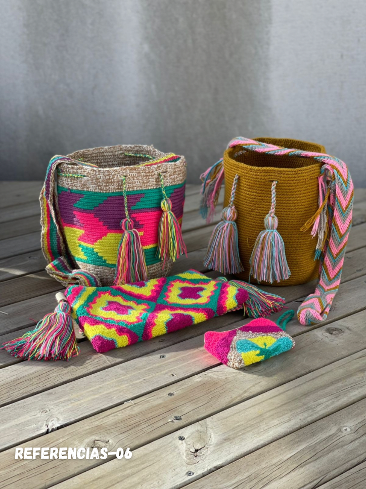 ✨Combo Especial: 2 Mochilas MEDIANAS+ (Sobre Wayuu + Monedero GRATIS) 🎁