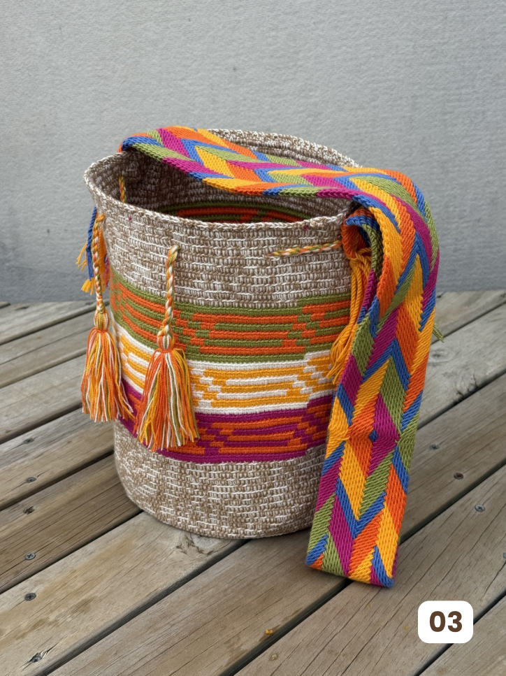 Mochilas GRANDE Matizadas💫 (31x28)