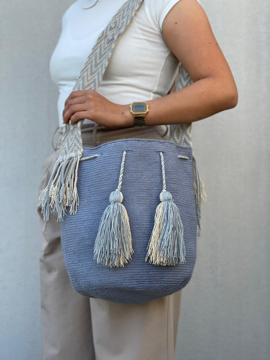 Mochila GRANDE Monocromatico❄️ (31x28)