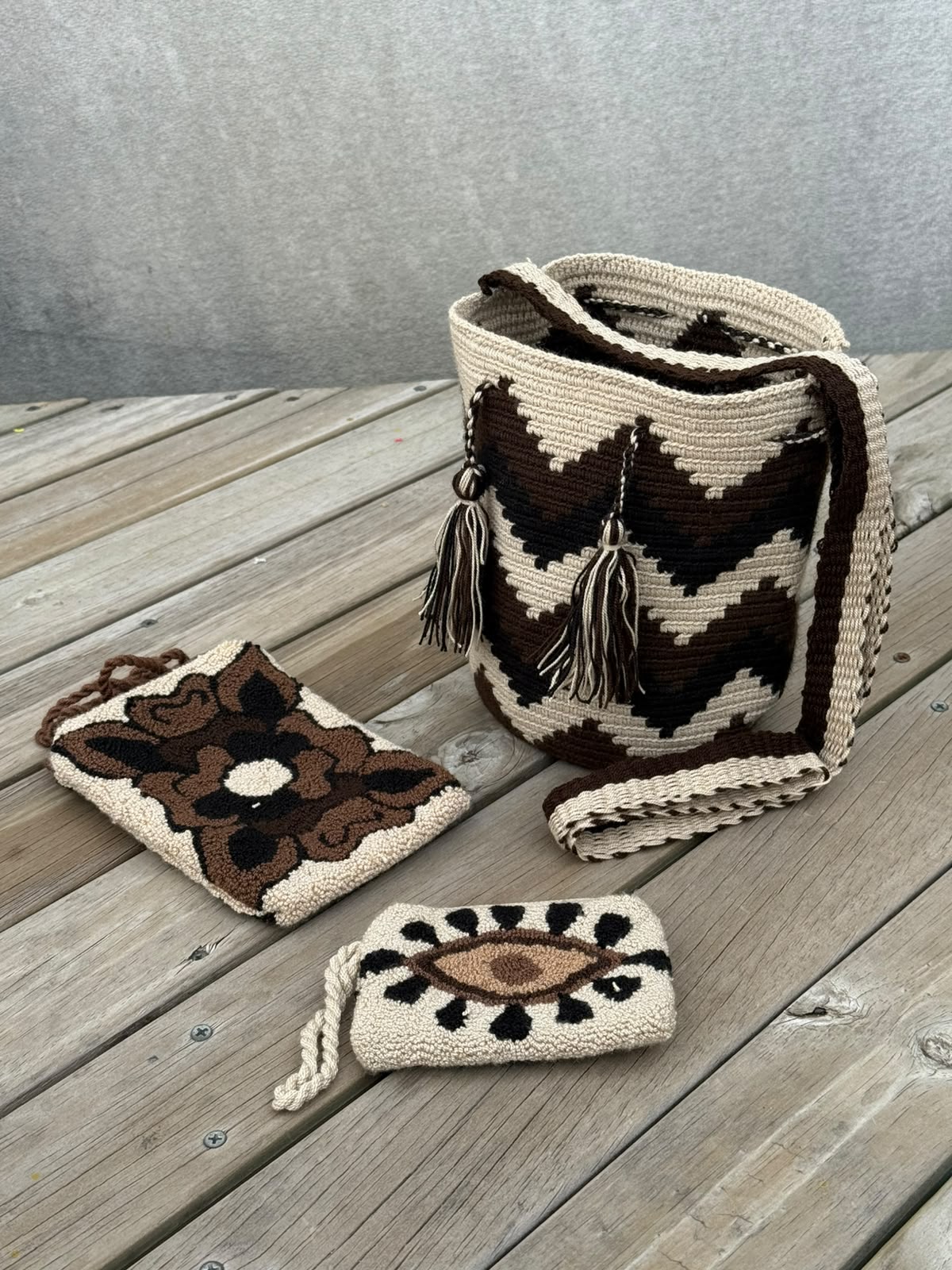 Combo: Mochila MEDIANA Diseño + Portacelular + (MONEDERO GRATIS)