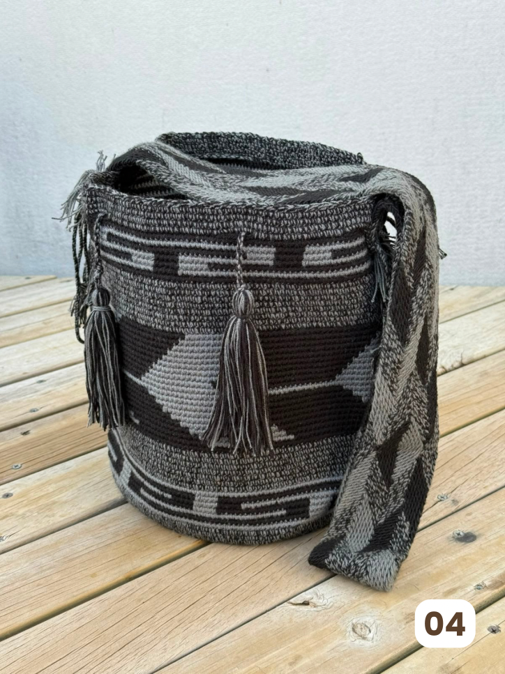 Mochilas GRANDE Diseño Hombre 🔹🩶 (31x28)