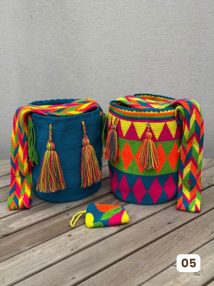 COMBO PAREJAS 🔥 X2 Mochilas GRANDES + Monedero de Regalo🎁