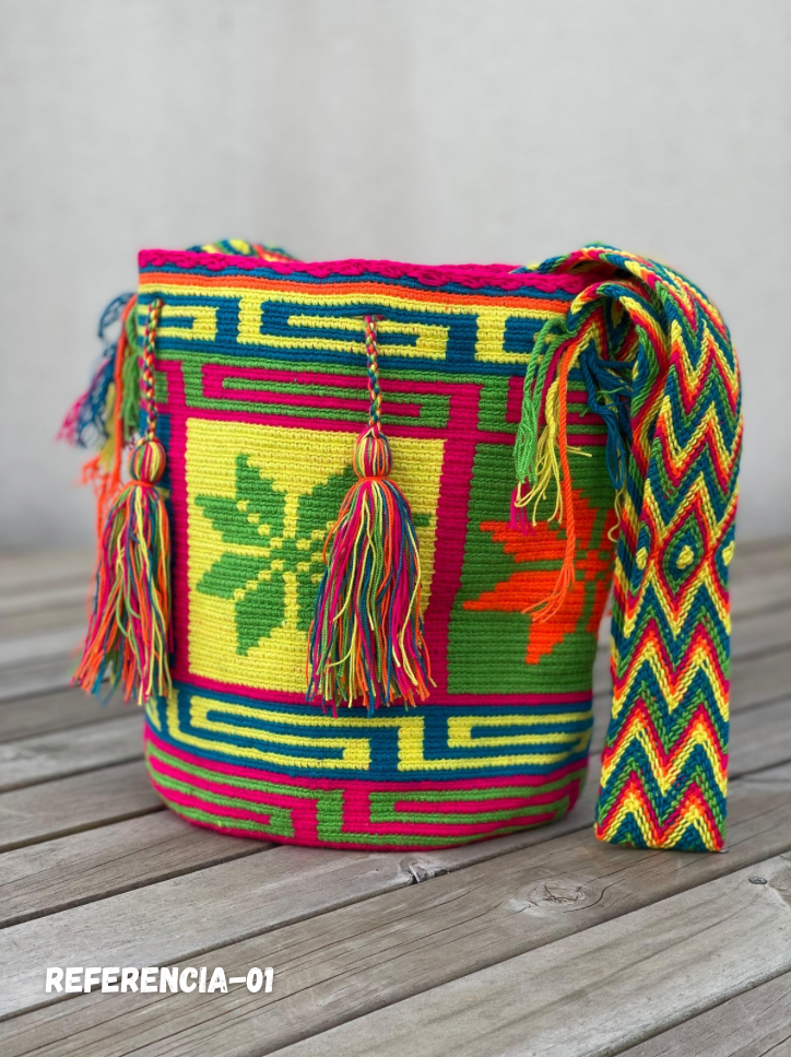 Mochila GRANDE Fiesta Tropical🌴 (31x28)