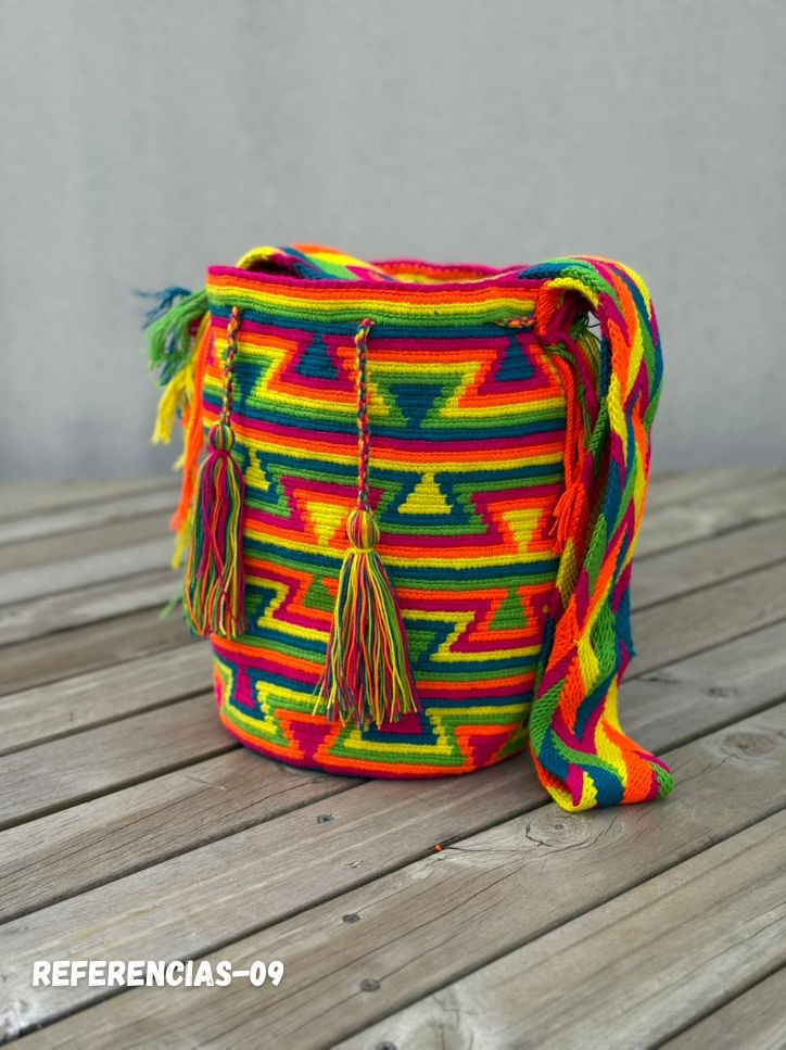 Mochila GRANDE Fiesta Tropical🌴 (31x28)