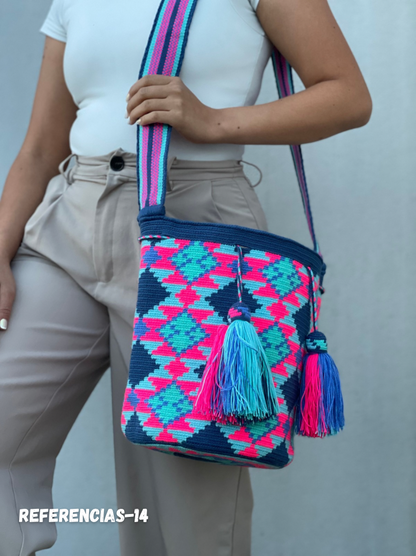 Mochila GRANDE DE COLECCIÓN ⭐️(33x29)