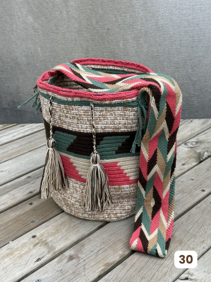 Mochila GRANDE Tonos Guayaba (31x28)