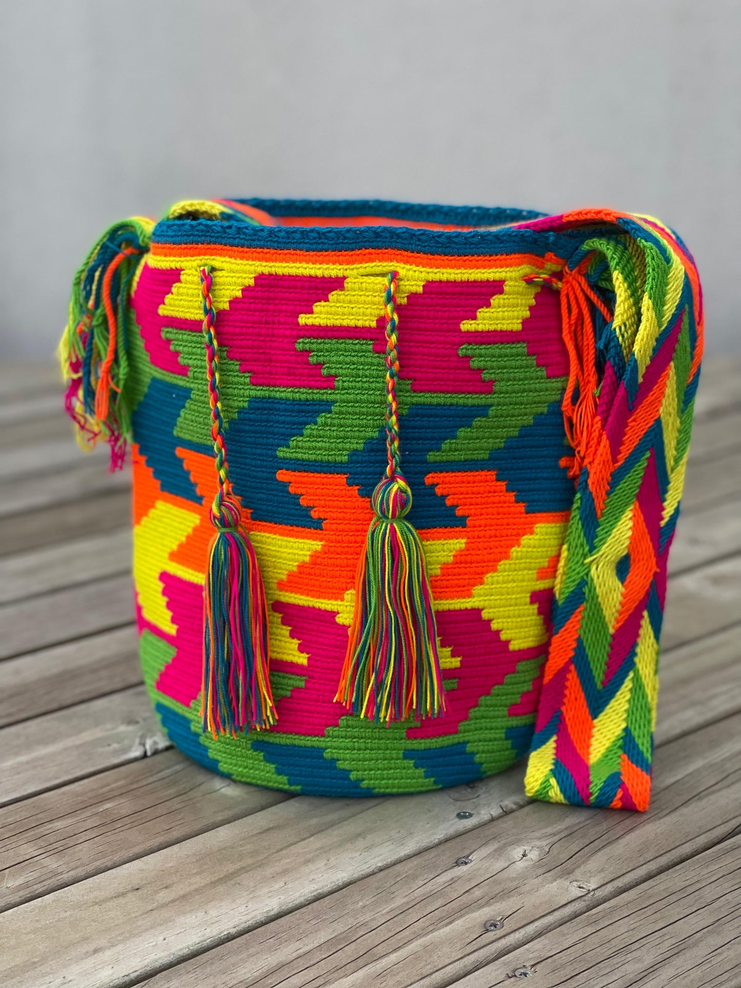 Mochila GRANDE Fiesta Tropical🌴 (31x28)