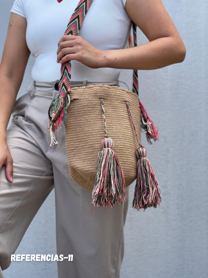 Mochila MEDIANA Unicolor🌟 (21x18)