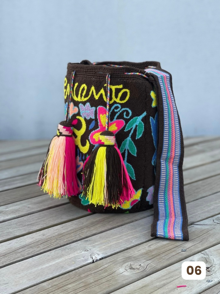 Mochila Tapizada PREMIUM (33x30Cm)🎨✨