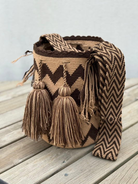 Mochila GRANDE Tonos Tierra🌤️ (31x28)