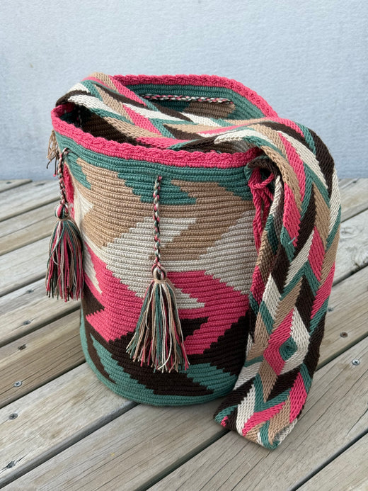 Mochila GRANDE Tonos Guayaba (31x28)