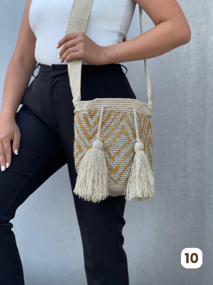 Mochila MEDIANA Perlada💫(22x18)