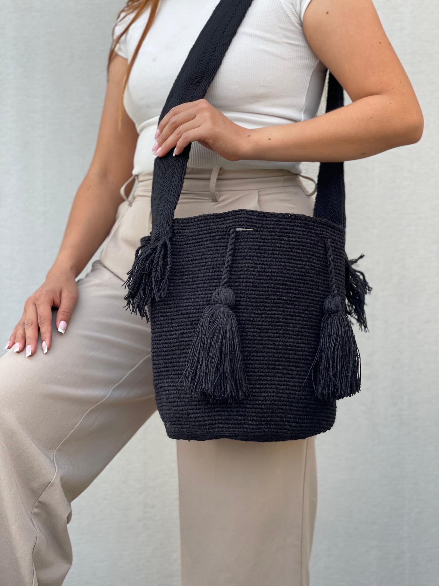 Mochila GRANDE Negra⚫️ 🎩(31x28)