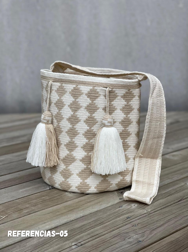 Mochila GRANDE Colección PREMIUM 😍⭐️(33x28)