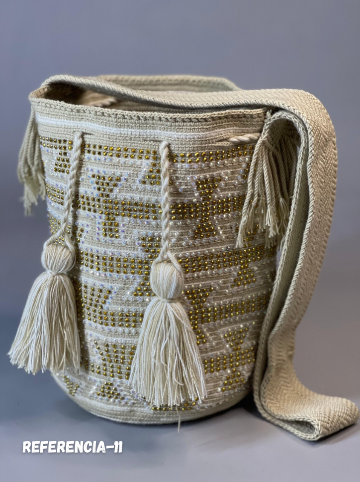 Mochila GRANDE Perlada💫(31x28)