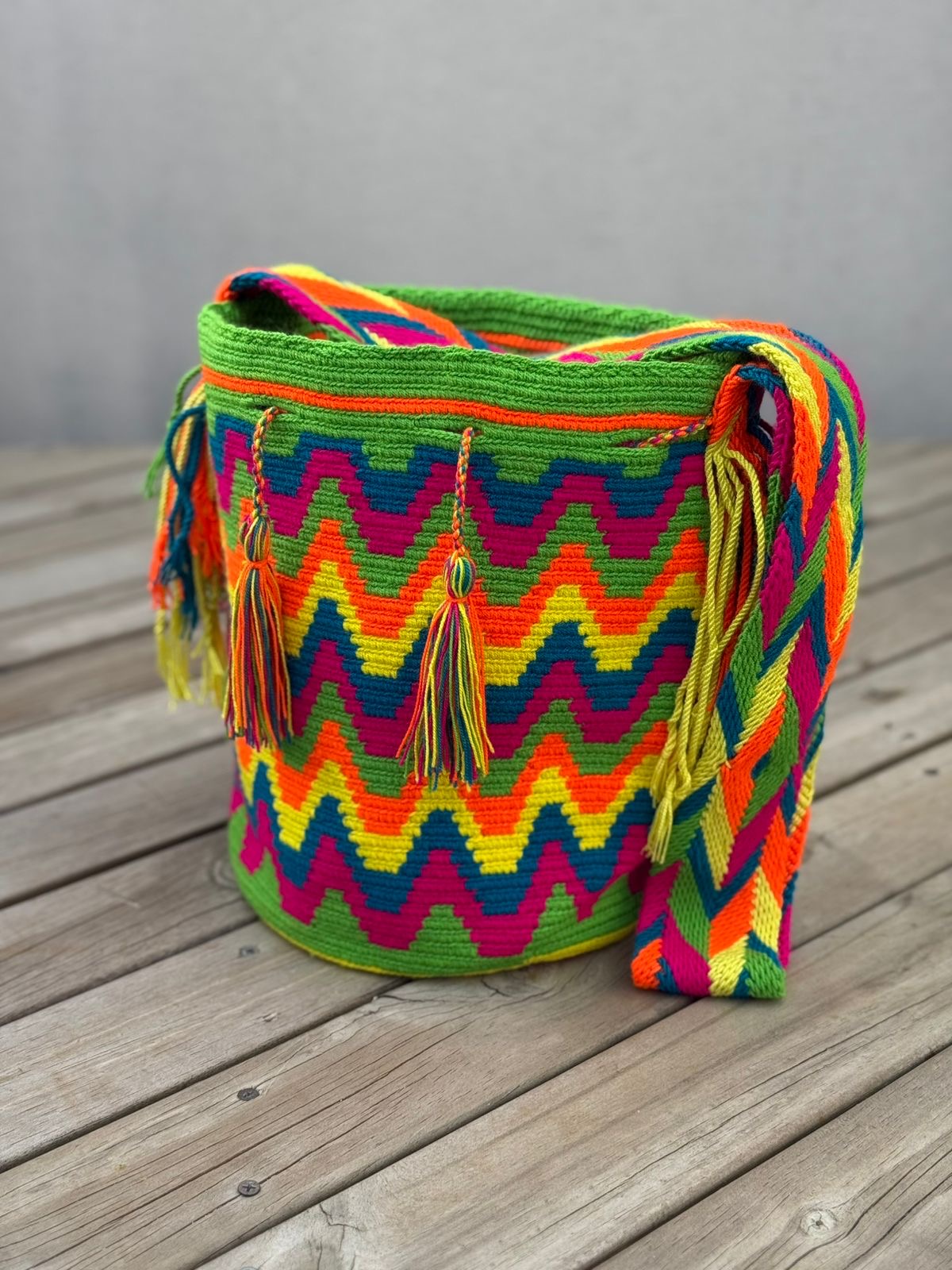 Mochila GRANDE Fiesta Tropical🌴 (31x28)