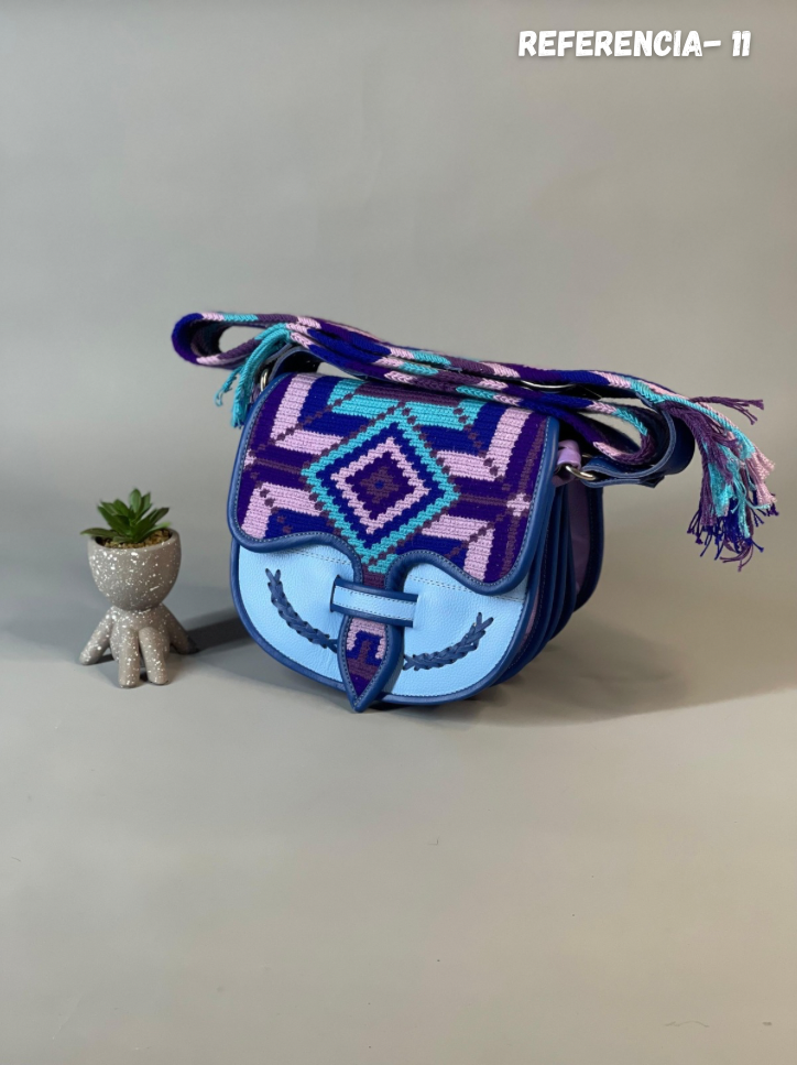 ⭐️ 👜CARRIEL WAYUU    (21x26cm)😍