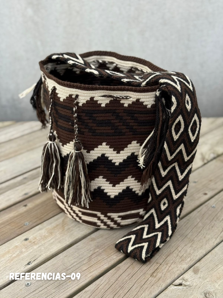 Mochila GRANDE Tonos Tierra🌤️ (31x28)